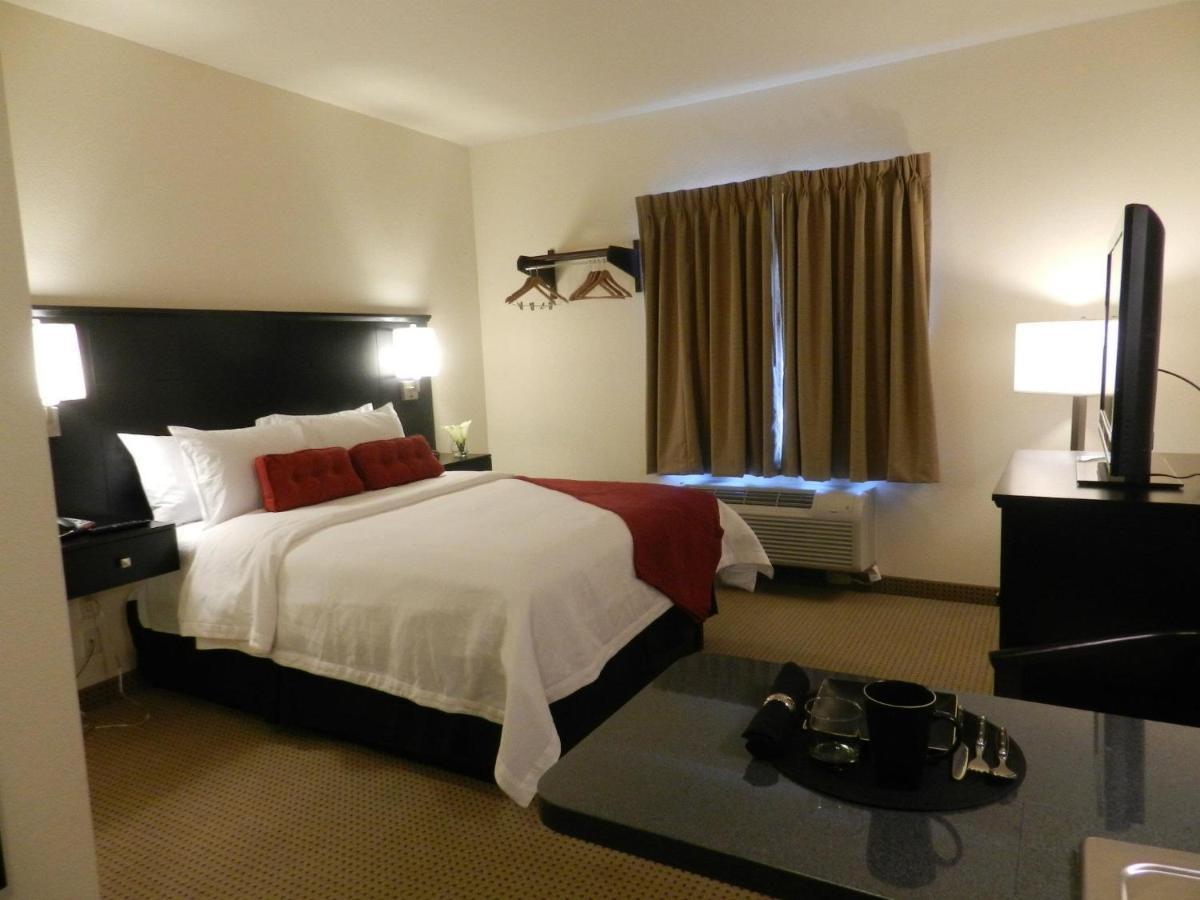 Black Gold Suites Tioga Ngoại thất bức ảnh